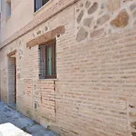 La Casa Del Grial *