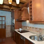 La Casa Del Grial