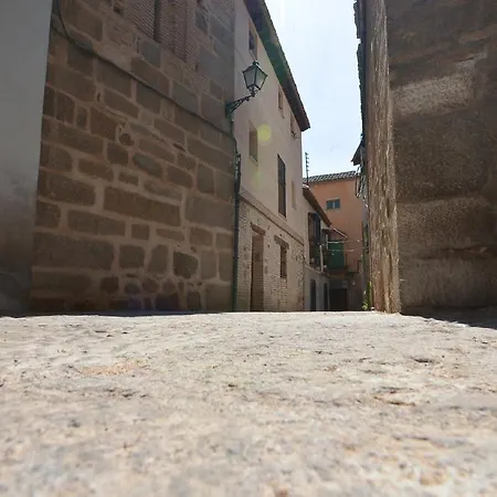La Casa Del Grial *